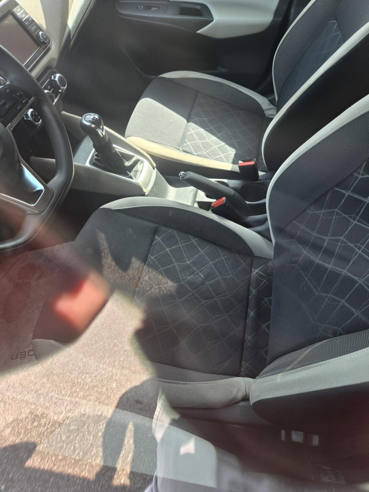 Nissan Micra 1.0L 12V 5 porte Acenta