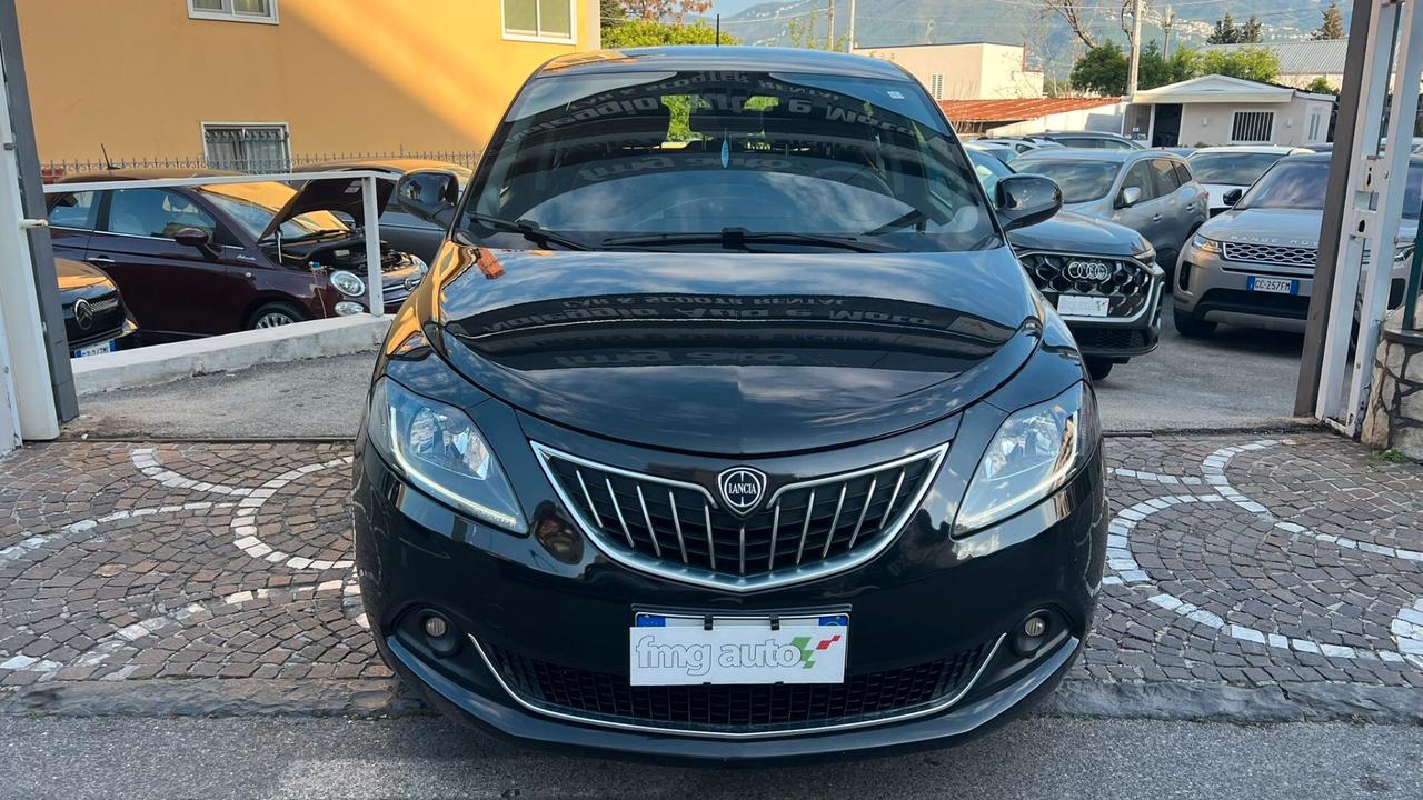 Lancia Ypsilon 1.0 FireFly 5 porte S&S Hybrid Gold