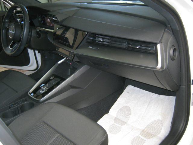 AUDI A3 SPB 30 g-tron S tronic Business