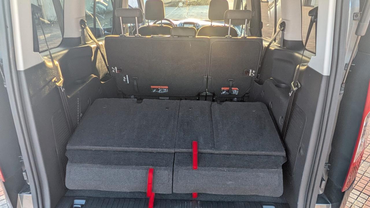 Ford Tourneo Connect Connect7 1.6 TDCi 115 CV Titanium