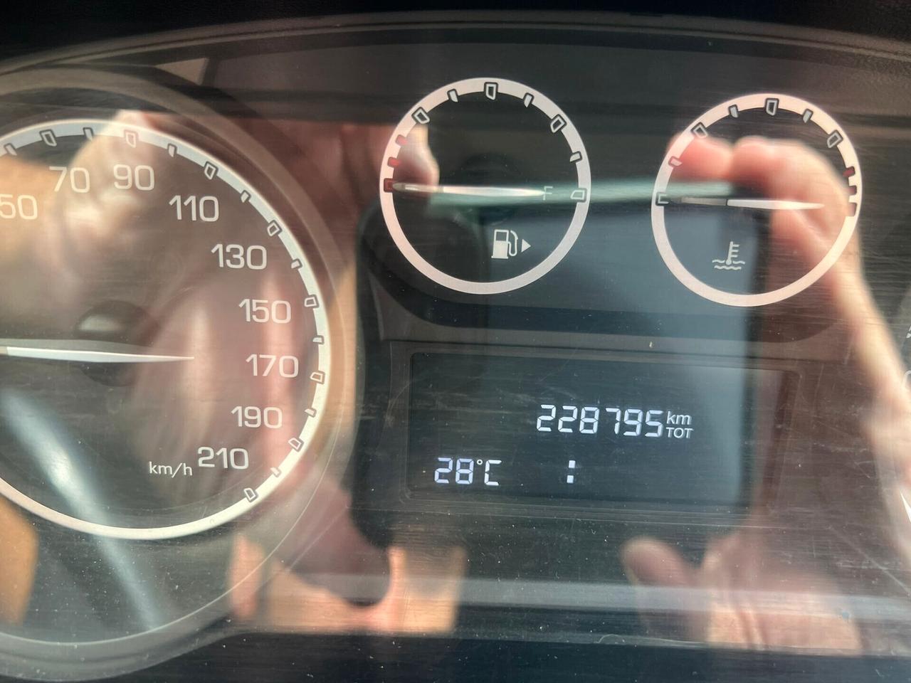 Lancia Ypsilon 1.2 69 CV 5 porte GPL Ecochic Silver