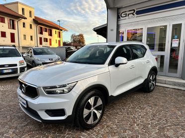Volvo XC40 T3 Geartronic Momentum Core -km Certificati