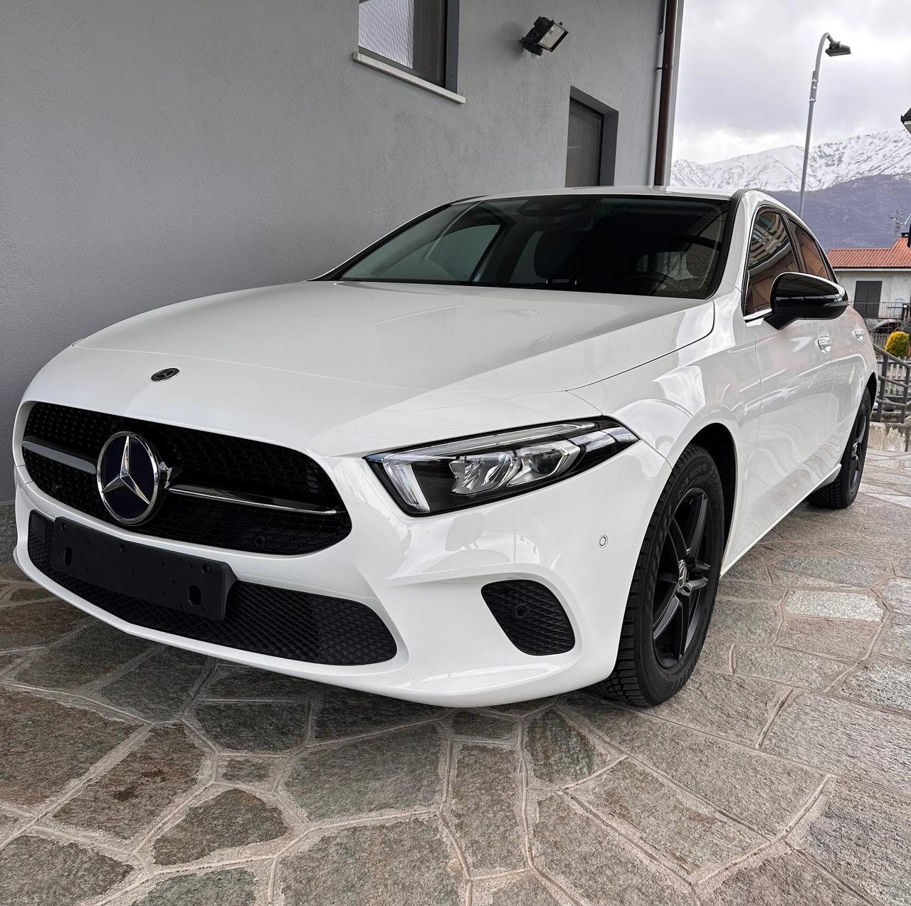 Mercedes A 200 Business 7G-DCT