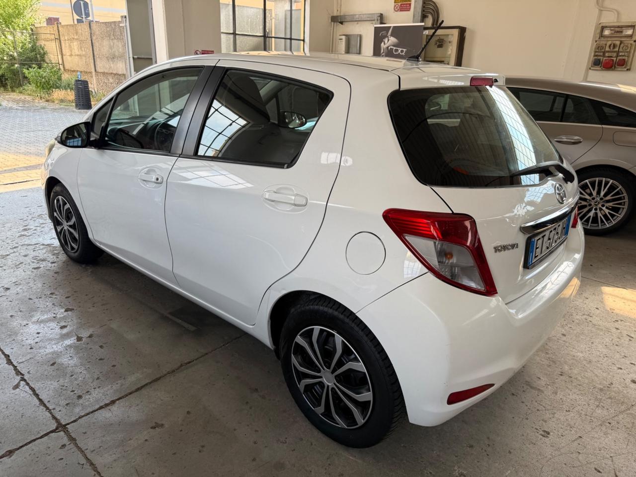Toyota Yaris 1.0 5 porte Lounge UNICO PROPRIETARIO
