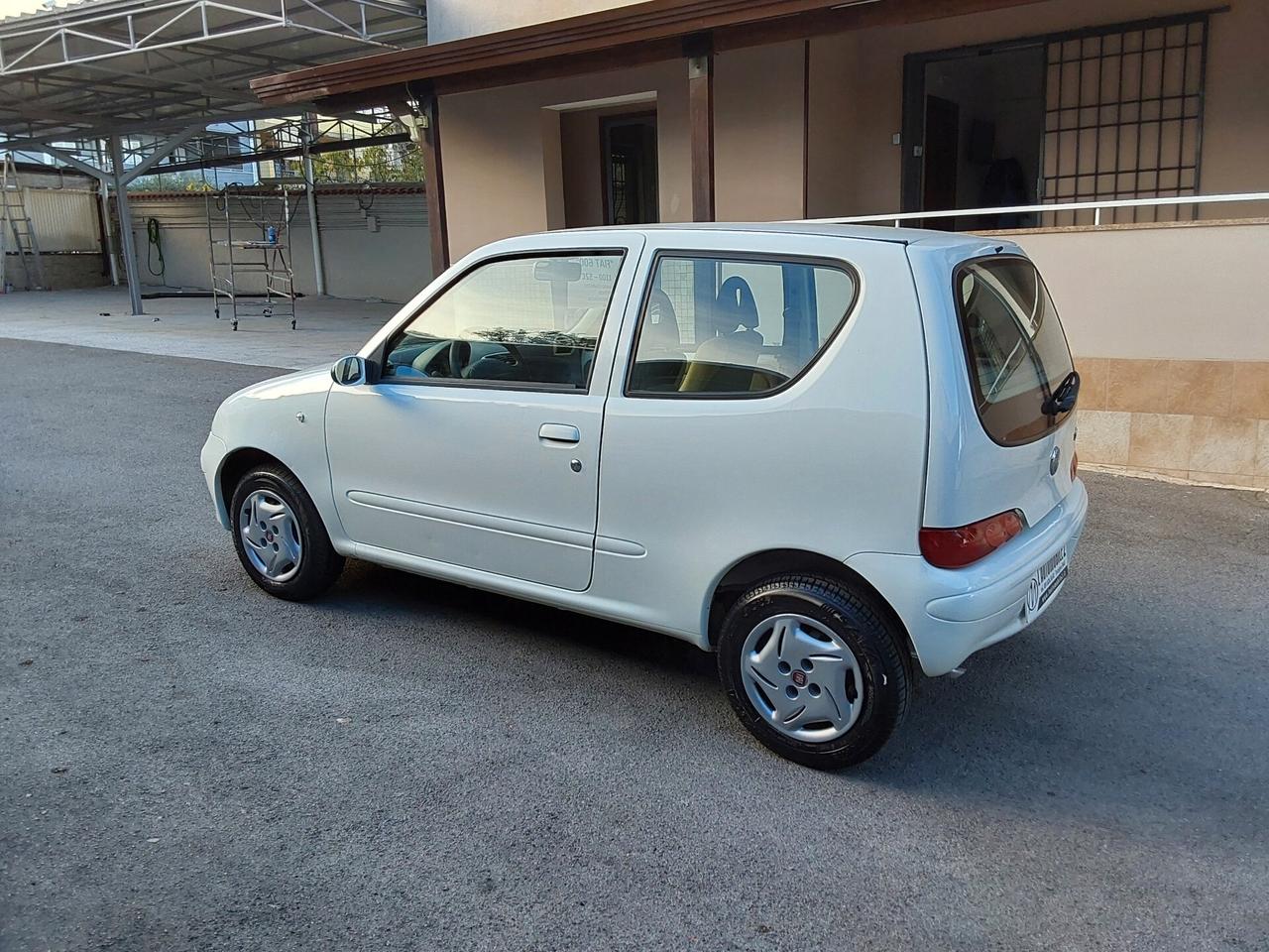 Fiat 600 1.1 Active