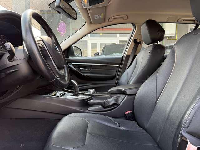 BMW 320 320d Touring Luxury auto EURO 6