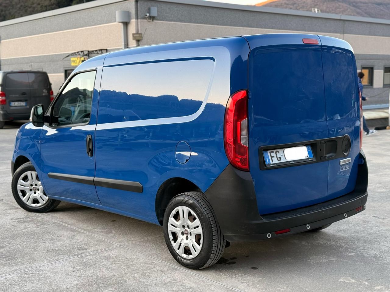 FIAT DOBLO 1.6 MTJ 105cv 3 POSTI EURO 6