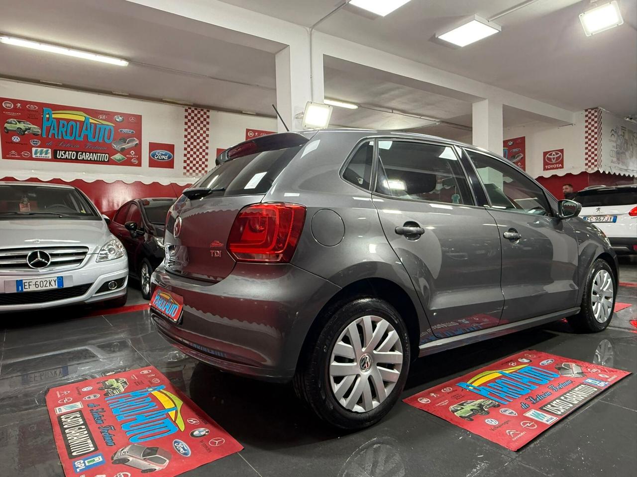Volkswagen Polo 1.2 TDI 75cv Comfortline - 2011