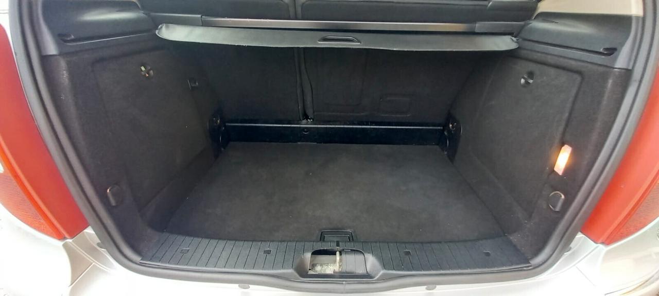 Mercedes-Benz Classe A 150 All. Elegance Benzina cc. 1.5 CV. 95 Cambio Manuale 5 Porte 5 Posti Utilizzabile anche per i Neopatentati.
