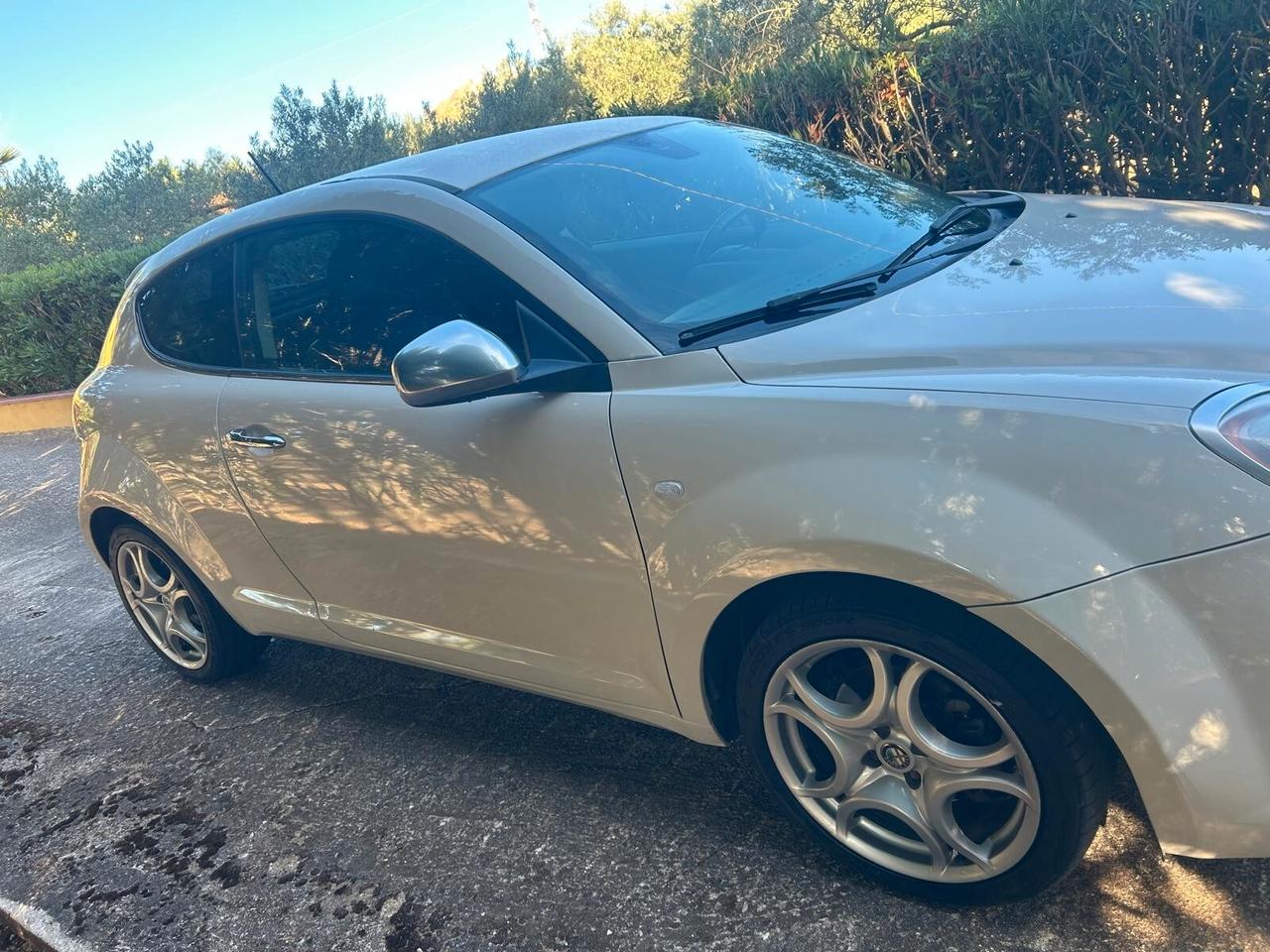 Alfa Romeo MiTo 1.3 JTDm-2 95 CV S&S Distinctive Sport Pack