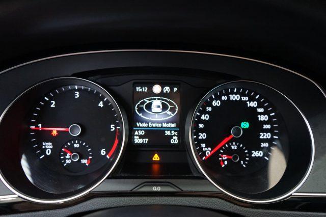 VOLKSWAGEN Passat Variant 2.0 TDI SCR EVO DSG Business
