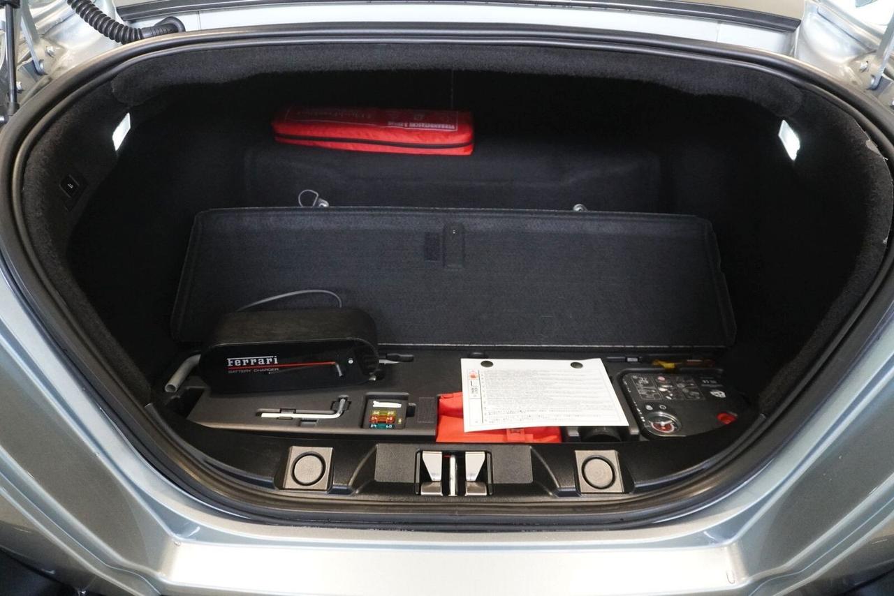 Ferrari Roma 3.9 benzina CV 620 KW 456