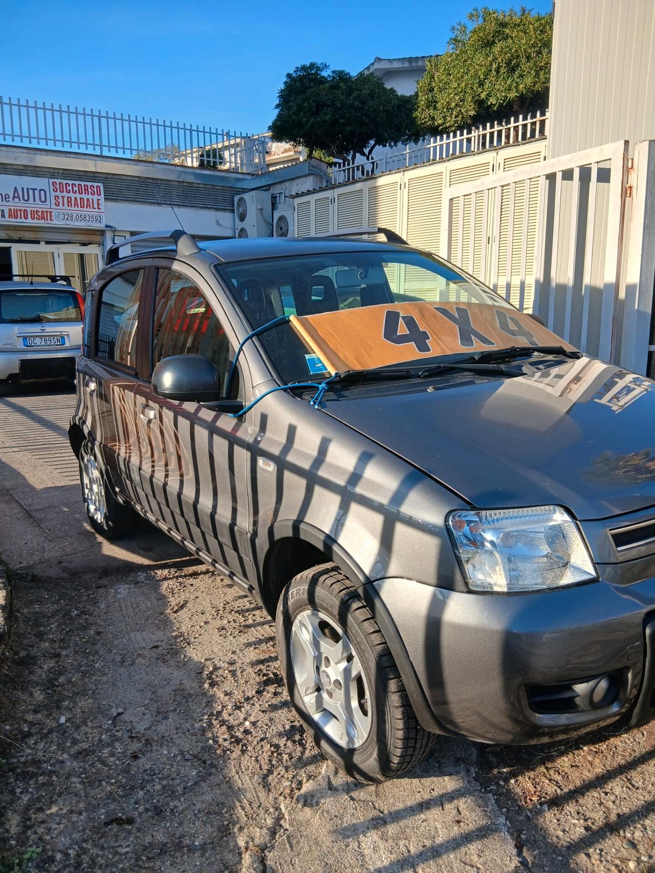Fiat Panda 1.3 MJT 16V DPF 4x4 Climbing