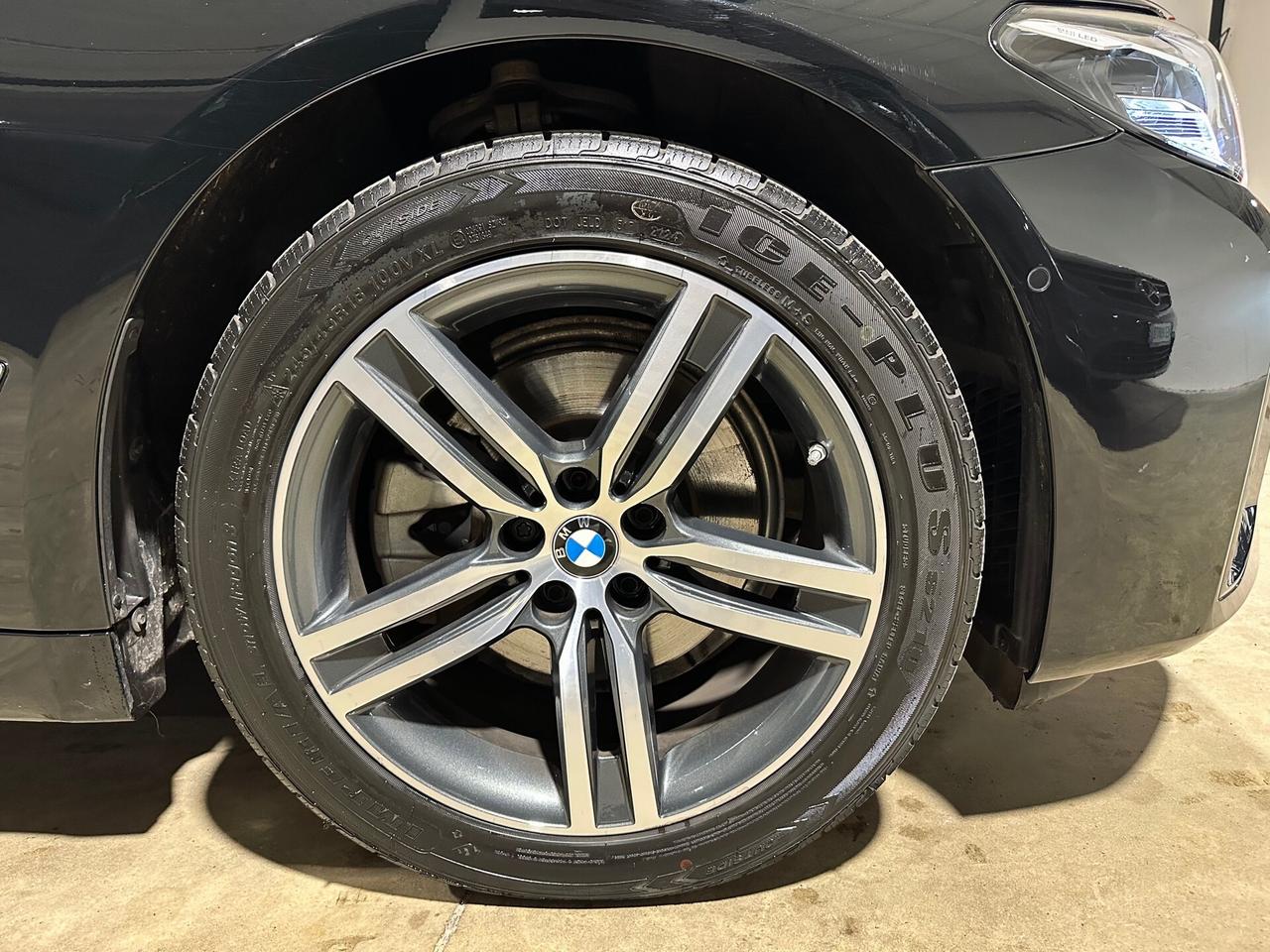 Bmw 520d 48V xDrive Touring Business-GANCIO TRAINO