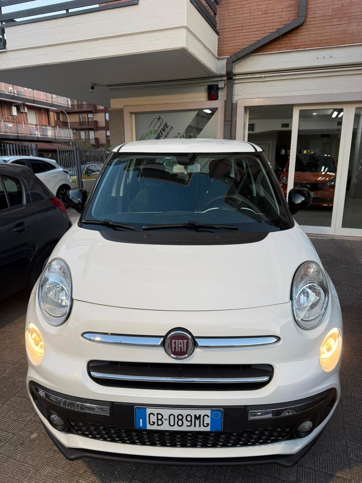 Fiat 500L 1.6 Multijet 120 CV Mirror