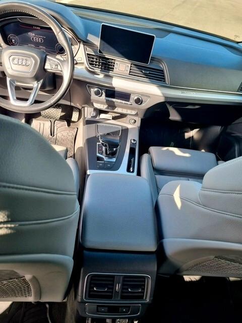 Audi Q5 2.0 TDI 190 CV quattro S tronic Business Sport