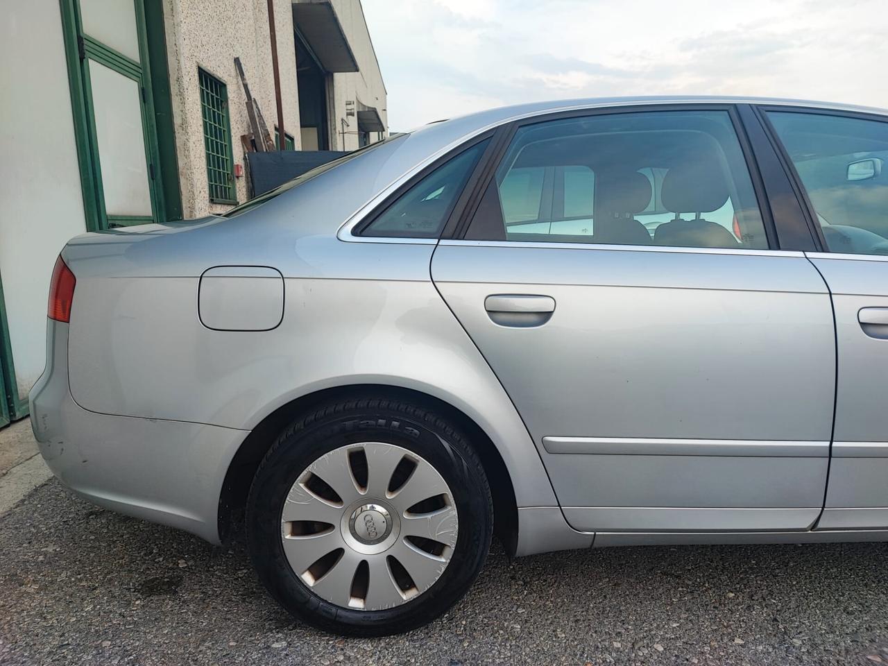 Audi A4 2.0 TDI DIESEL AUTOMATICA BERLINA 2005