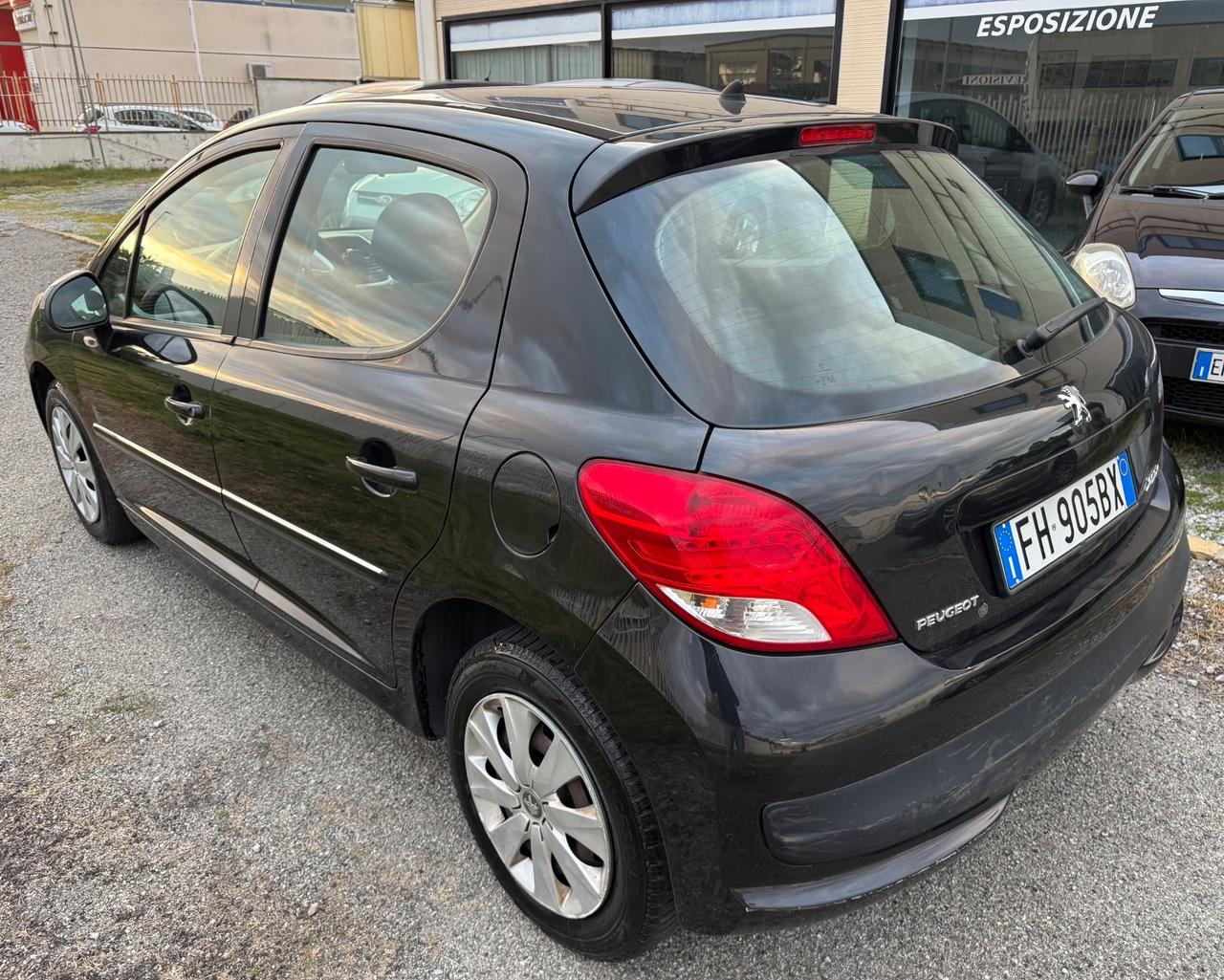 Peugeot 207 Plus 1.4 HDi -SOLO 129.000 KM-