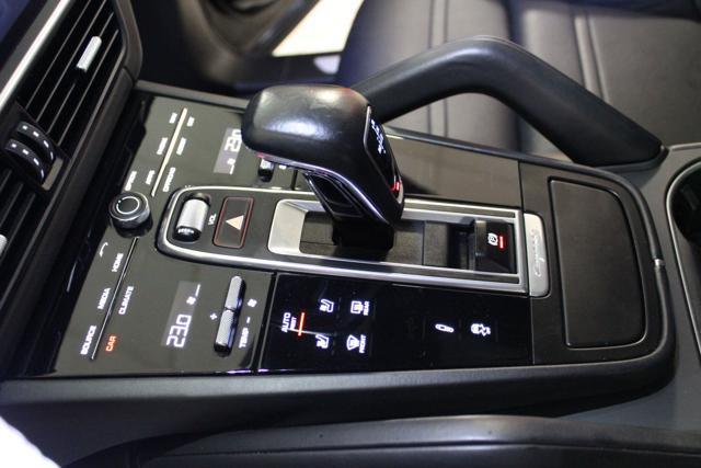 PORSCHE Cayenne Coupé 3.0 V6 340 CV APPROVED !! FULL+PANORAMA !!!