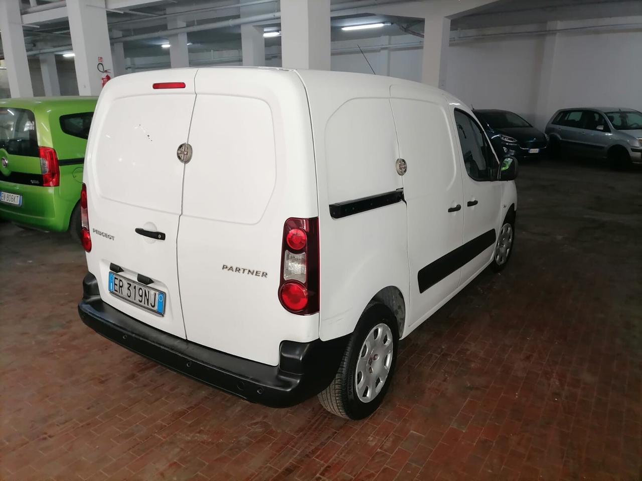 Peugeot Partner 1.6 Hdi 90cv Furgone 3p OK NEOP.