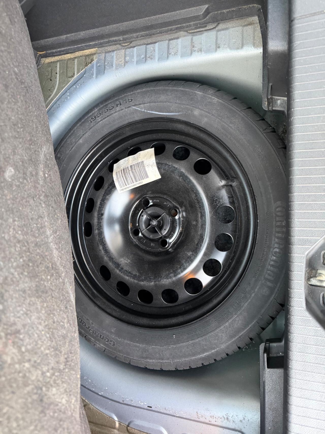 Opel Corsa 1.2- Revisionata alla consegna- Neopatentati