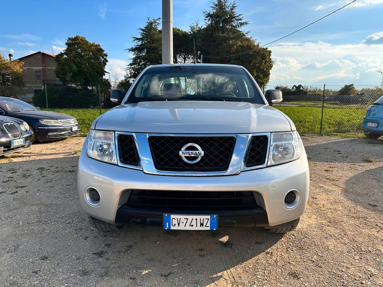Nissan Navara 2.5 dCi 190CV 4 porte Double Cab XE