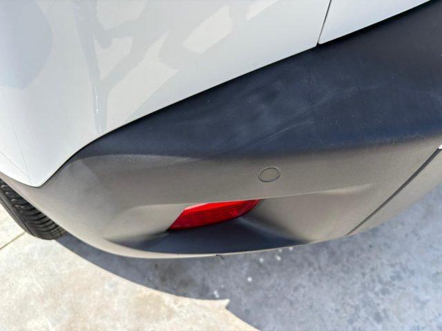 PEUGEOT 2008 BlueHDi 110 S&S Active