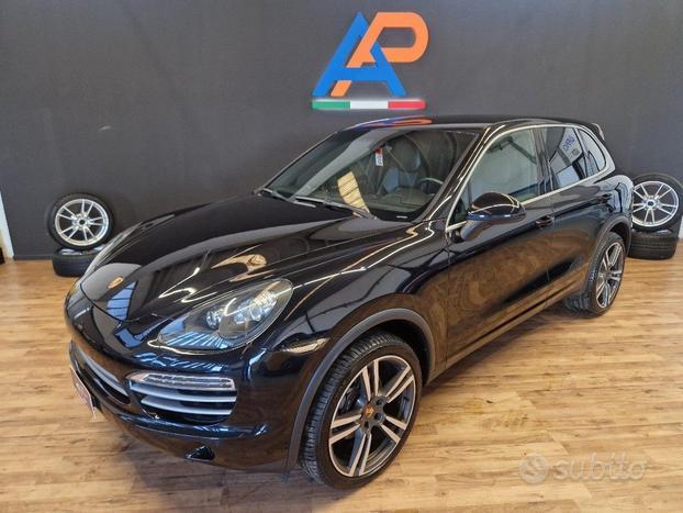 PORSCHE Cayenne 3.0 Diesel Platinium Edition