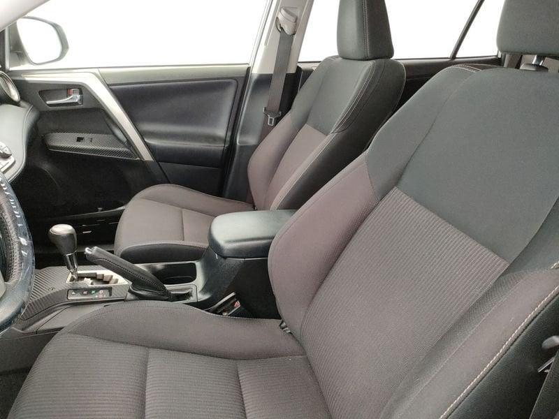 Toyota RAV4 RAV4 2.2 D-CAT A/T 4WD Style