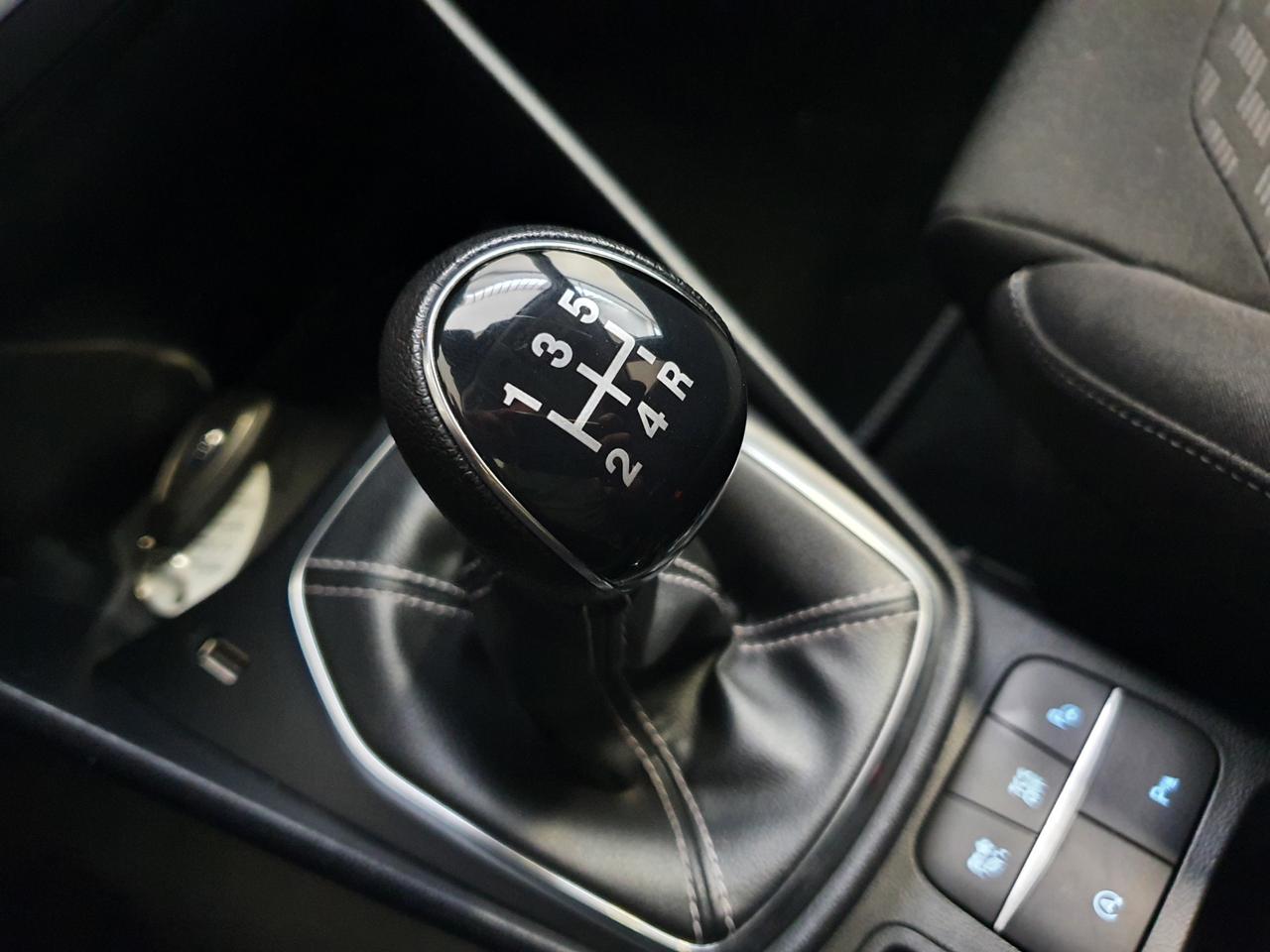 FORD Fiesta 7ª serie - Fiesta 1.1 75 CV 5 porte Titanium