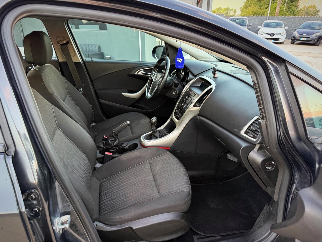 Opel Astra 1.7 CDTI 110CV 5 porte Cosmo Garanzia 12 Mesi