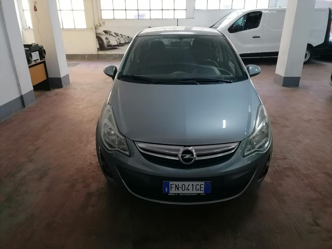 Opel Corsa 1.2 16v 85cv Cosmo Ok Neop.