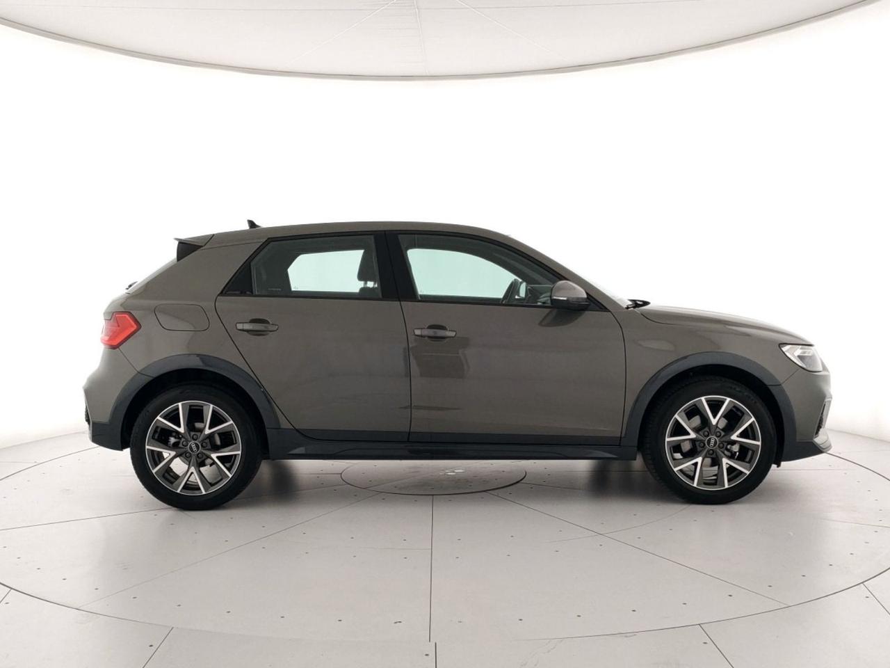 Audi A1 allstreet 30 1.0 tfsi admired 110cv s tronic