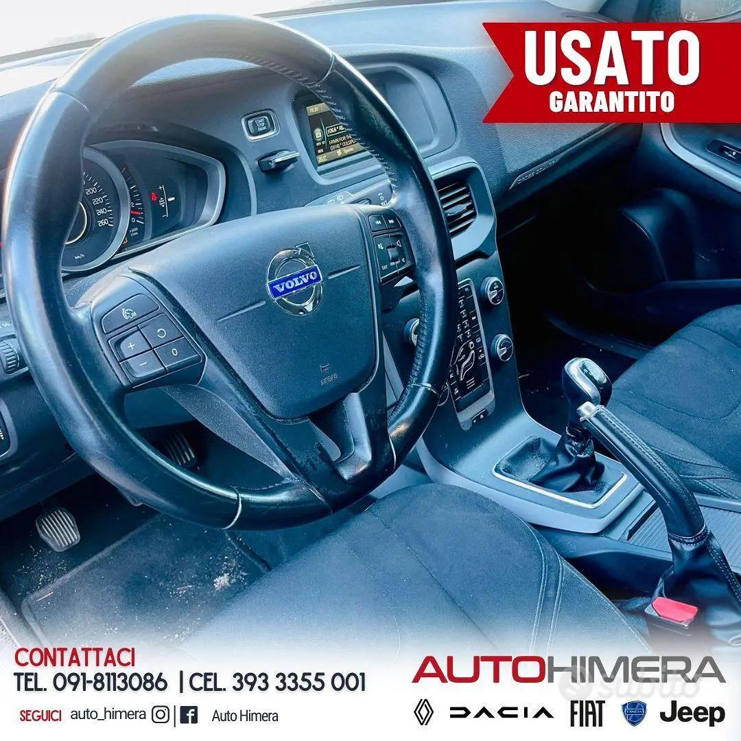 VOLVO V40 CROSS