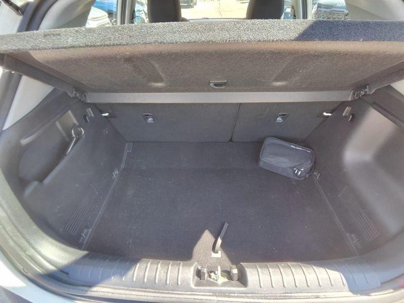 KIA Stonic 1.4 MPI 100CV Style