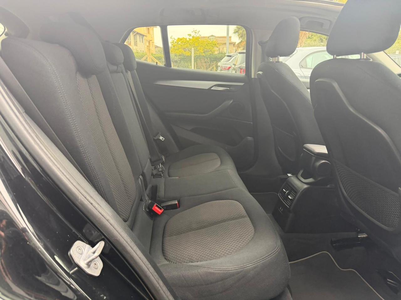 Bmw X2 TETTO APRIBILE 150CV