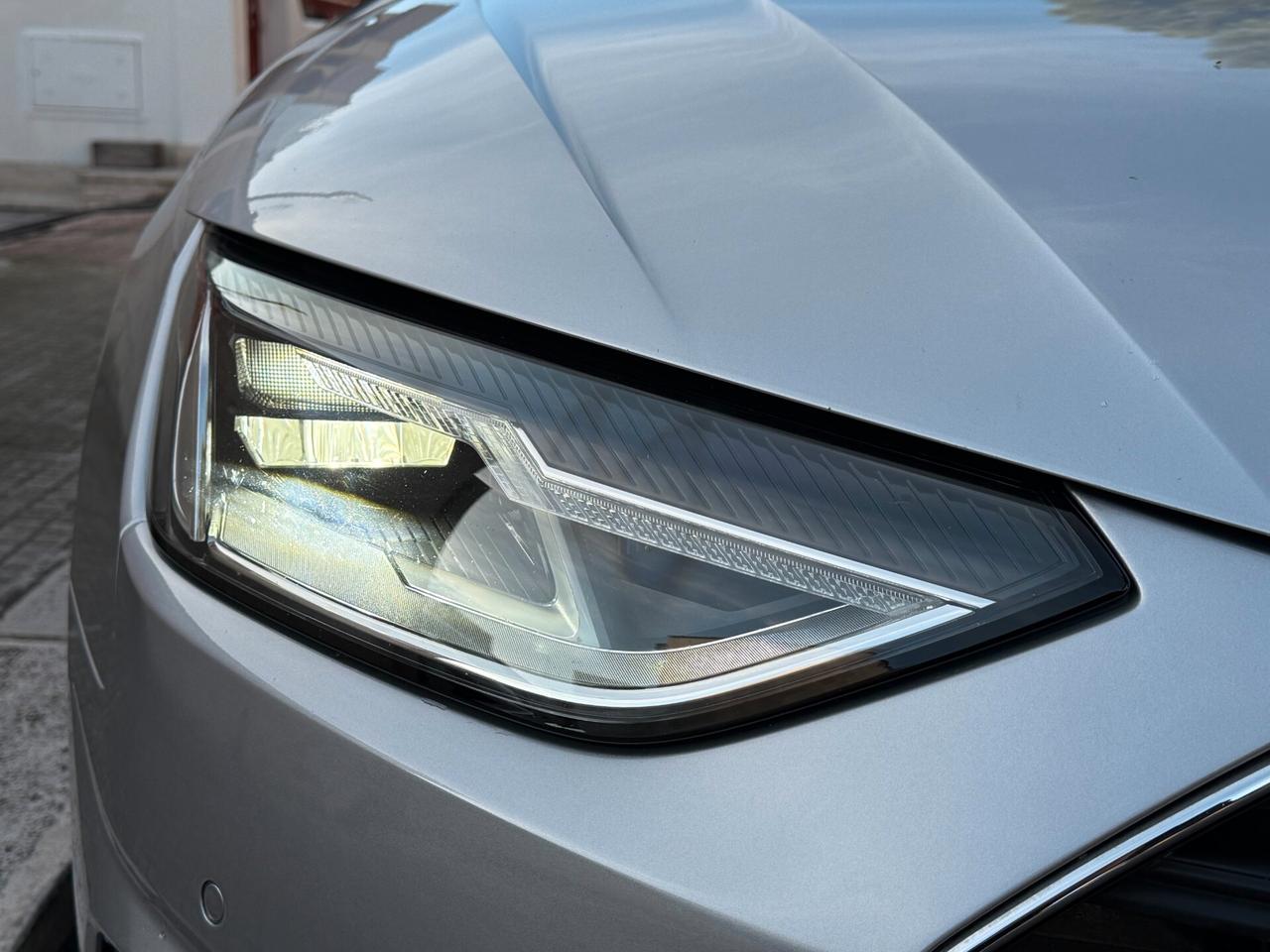 Audi A4 Avant 35 TDI 163CV Stronic NAVI LED - 2020