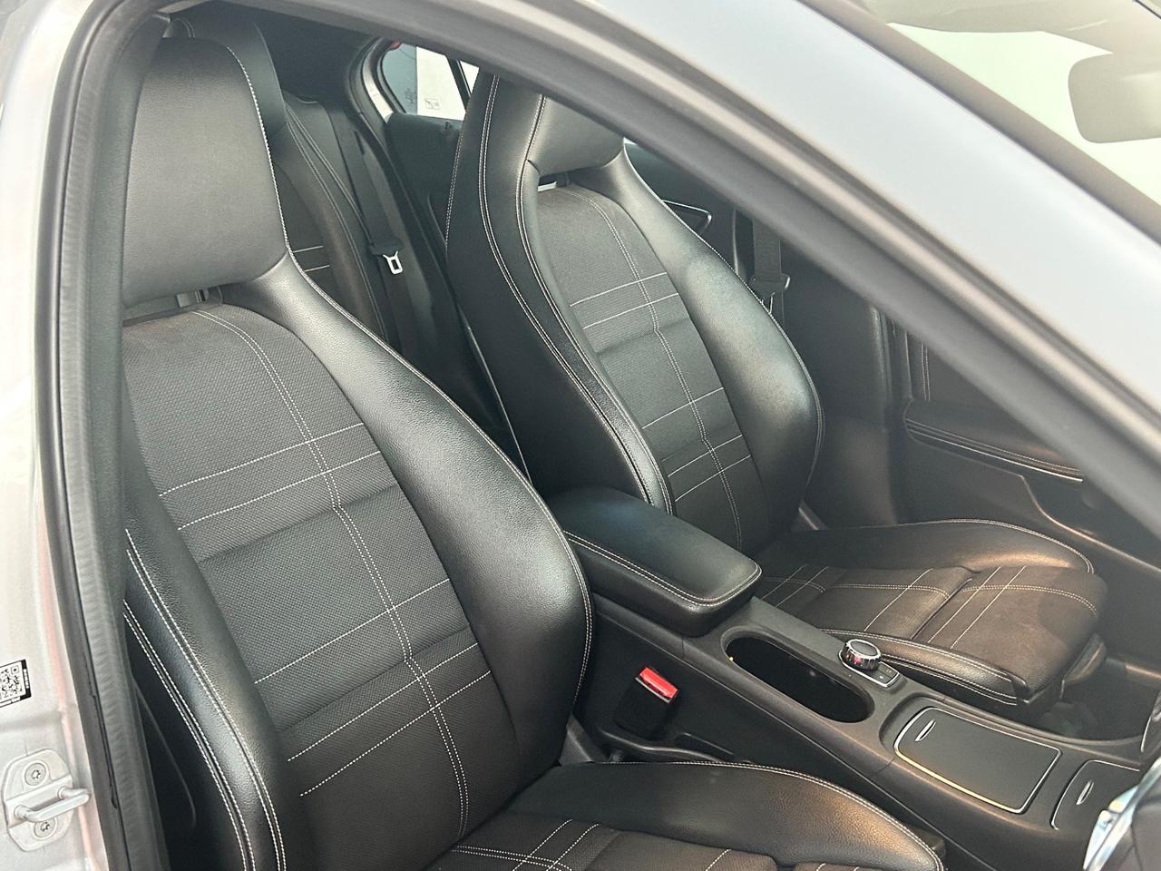 Mercedes-benz A 180 A 180 d Automatic Premium Dark Night Edition