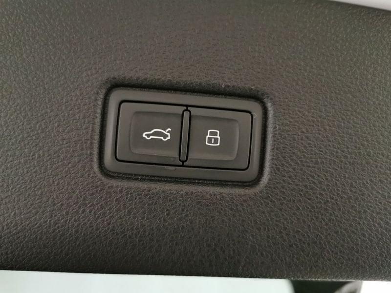 Audi Q5 35 2.0 tdi mhev 12V S line s-tronic