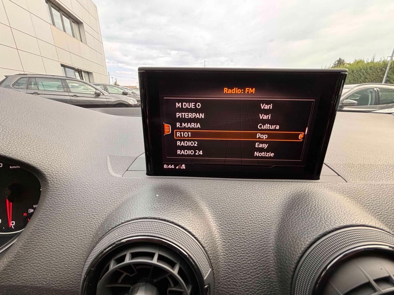 Audi Q2 2.0 TDI quattro S tronic Business