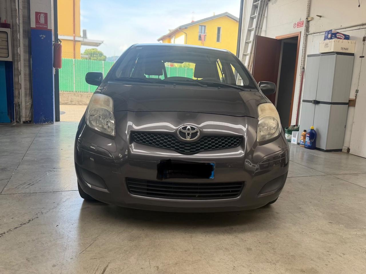 Toyota Yaris 1.0 5 porte Now GPL unico proprietario
