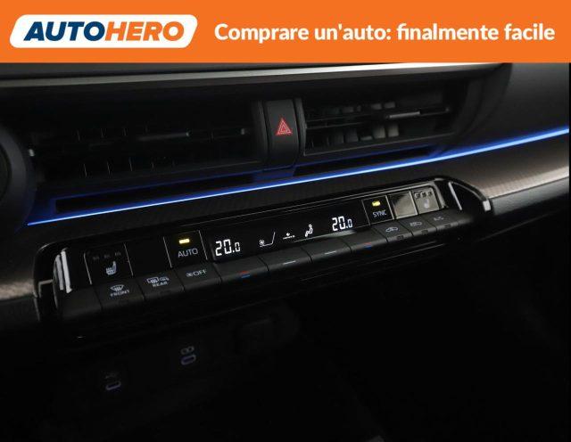 TOYOTA Prius 2.0 Plug-in Hybrid Lounge
