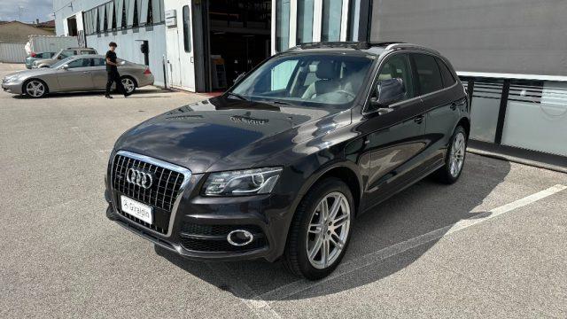 AUDI Q5 3.0 V6 TDI quattro S tronic S Line
