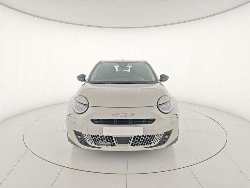 FIAT 600 Hybrid 110 CV DCT MHEV