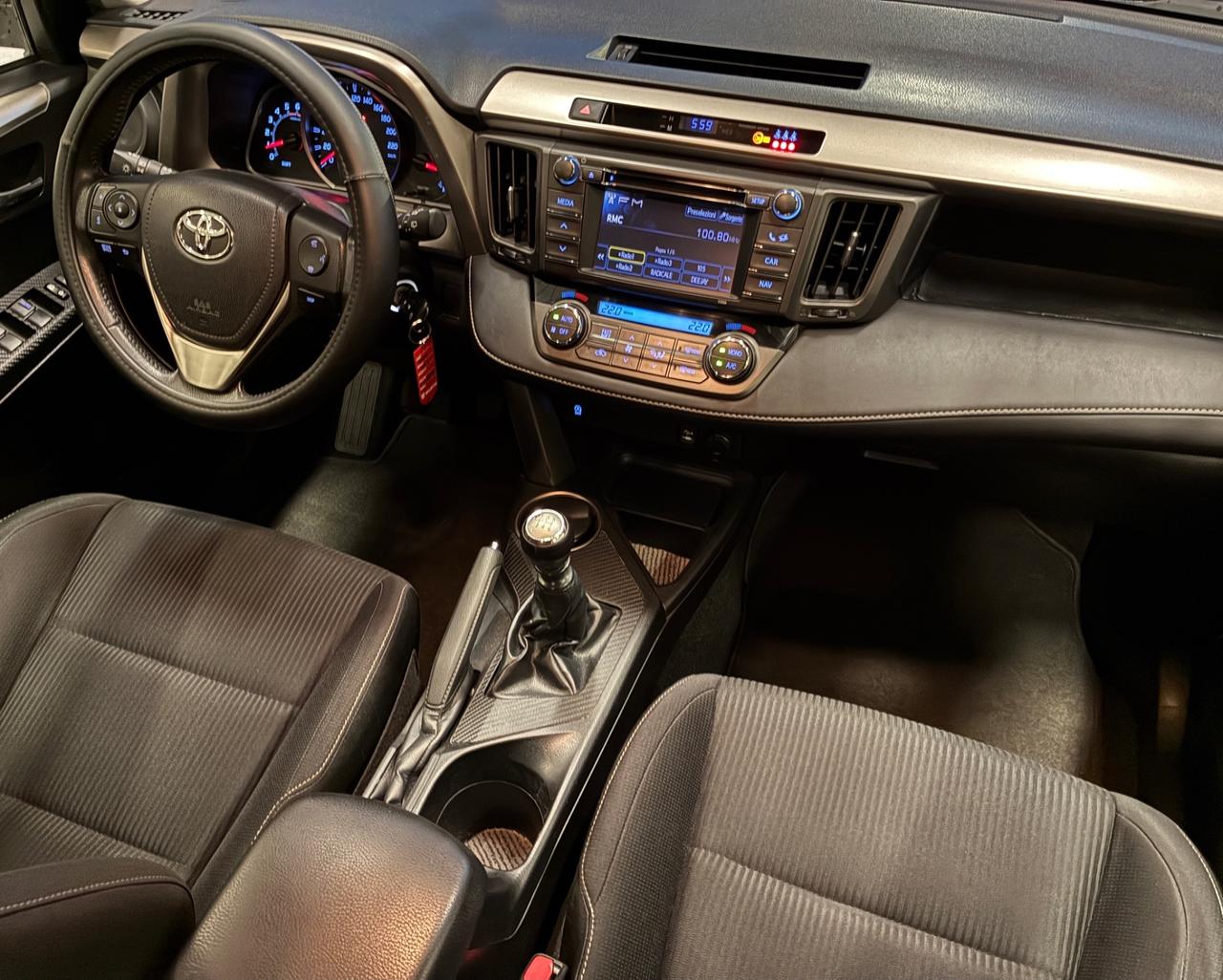 Toyota RAV 4 2.0 D-4D 2WD Active