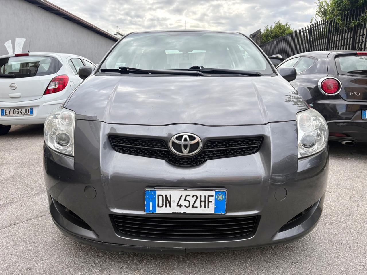 Toyota Auris 1.4 D-4D 90cv affidabile