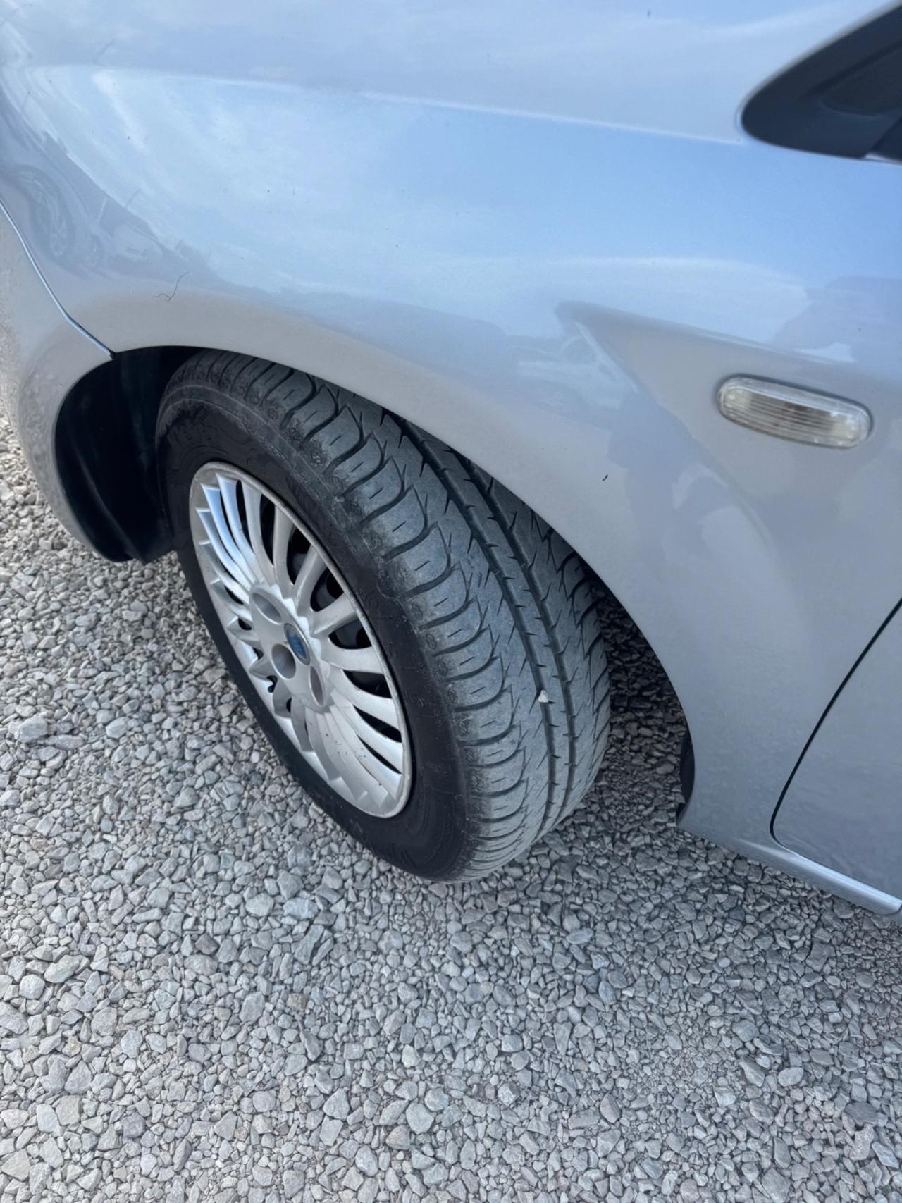 Fiat Grande Punto 1.3 MJT 75 CV 5 porte Active