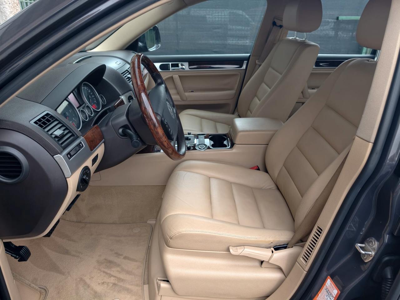 Volkswagen Touareg 3.0 TDI UNIPRO PERFETTO 2007