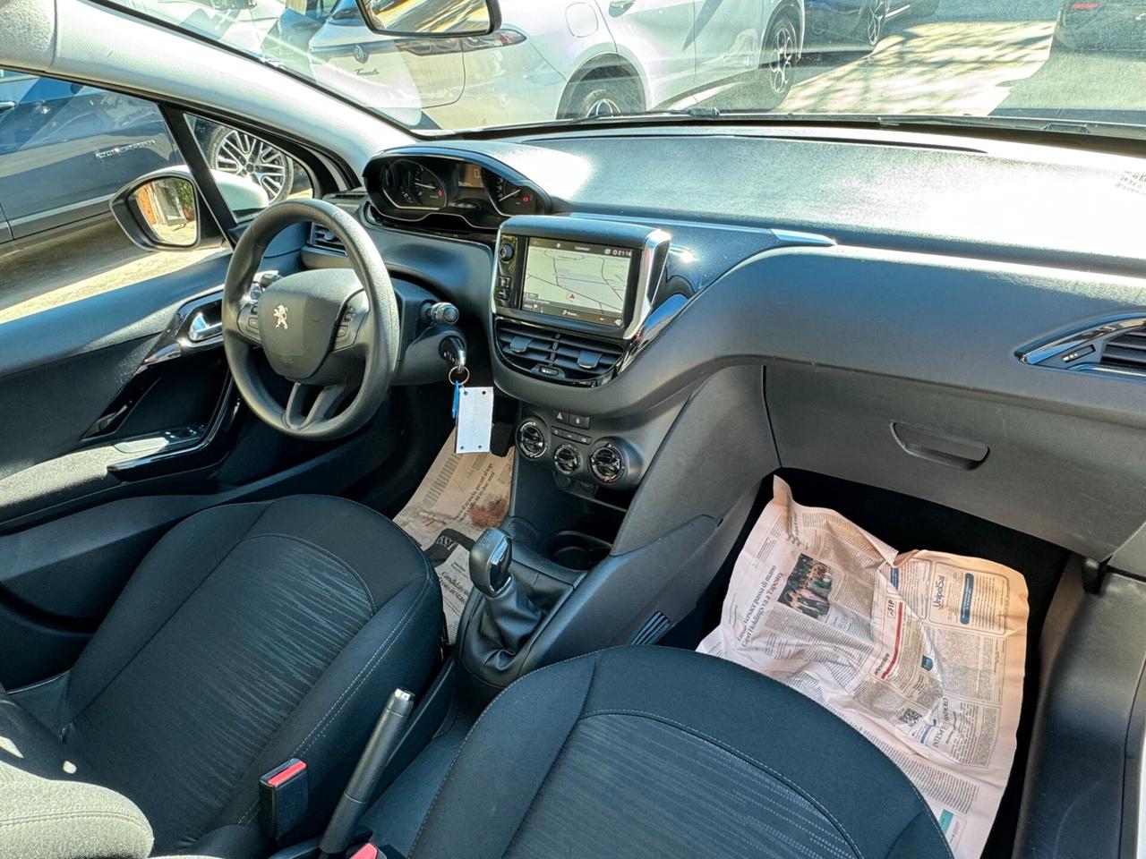 Peugeot 208 Peugeut 1.5 Hdi