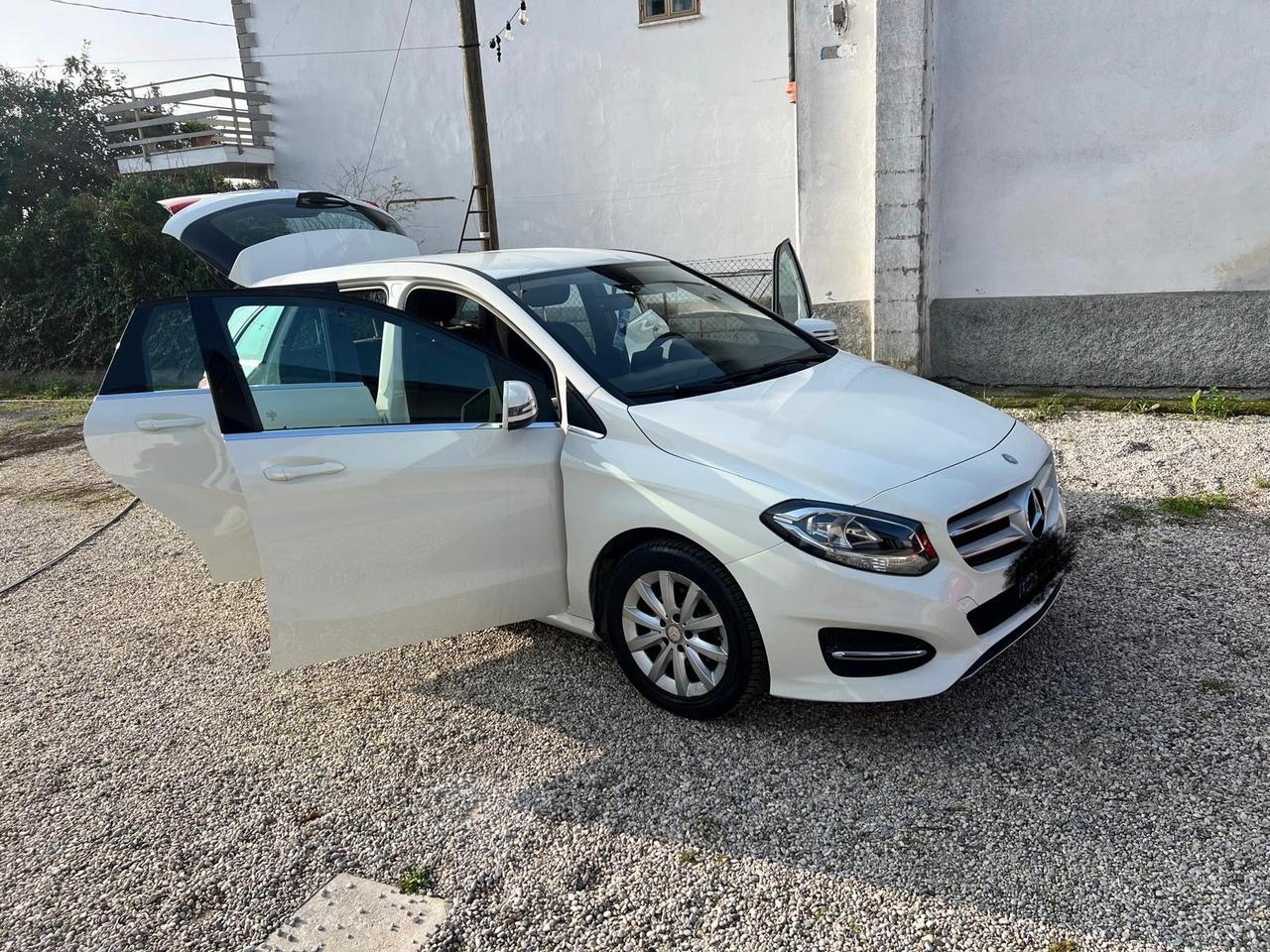 Mercedes-benz B 180 d Automatic Premium